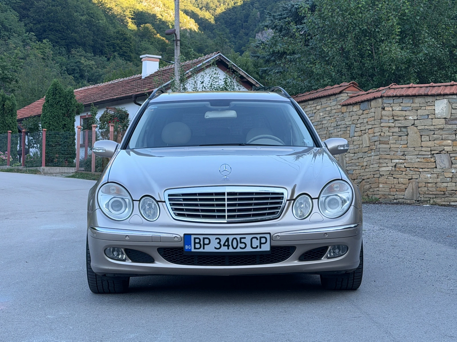 Mercedes-Benz E 500, снимка 9 - Автомобили и джипове - 55502769