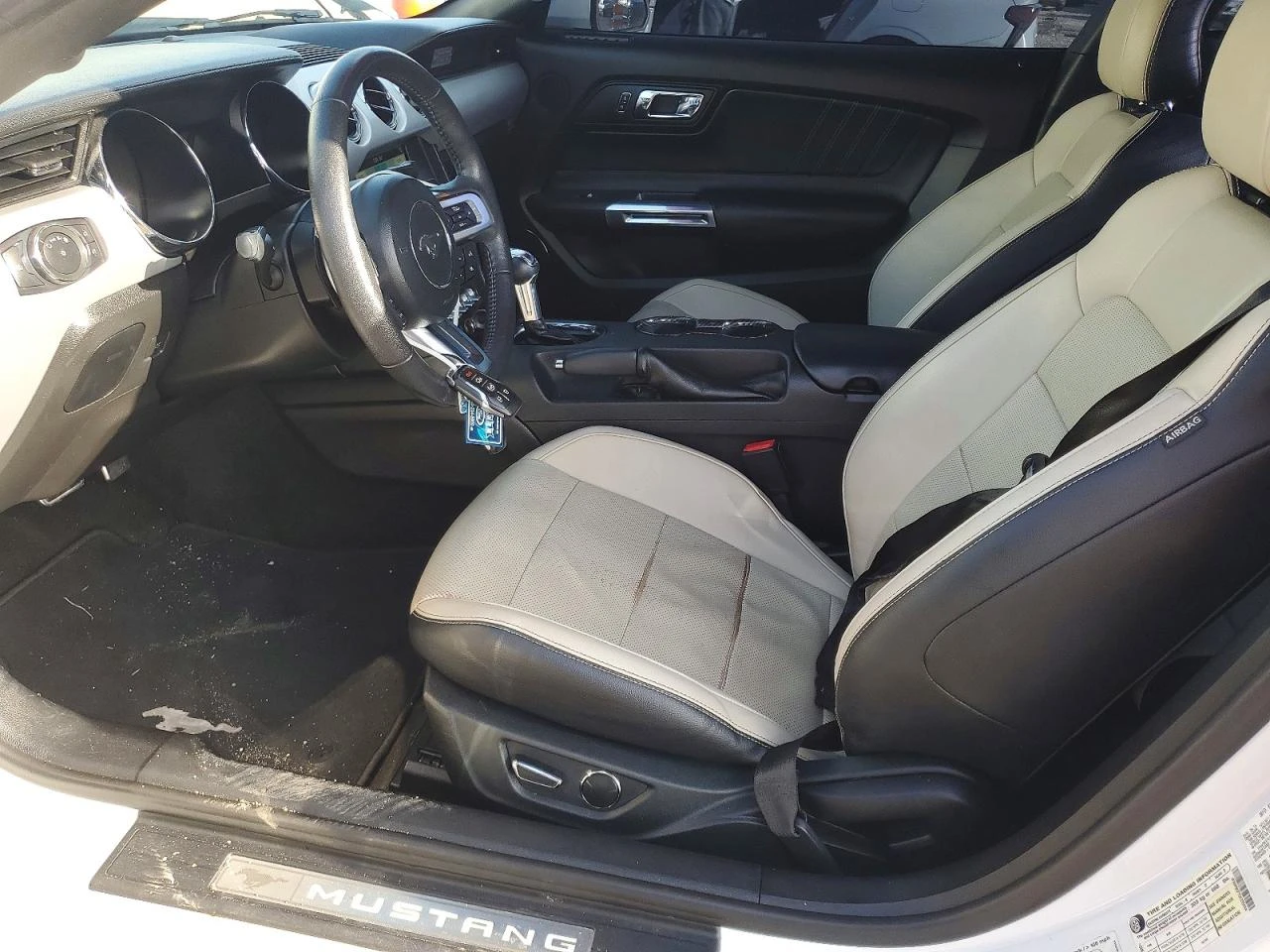 Ford Mustang 5.0 GT, снимка 7 - Автомобили и джипове - 55627101