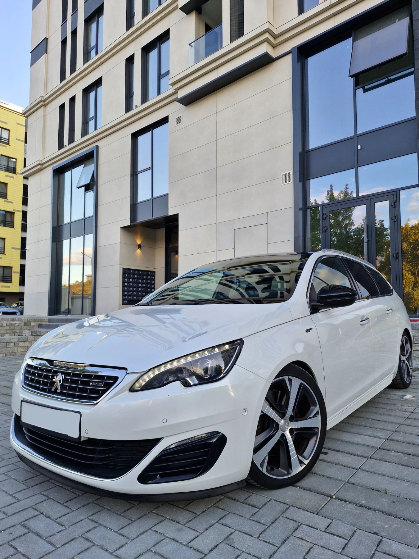 Peugeot 308 2.0 HDi GT