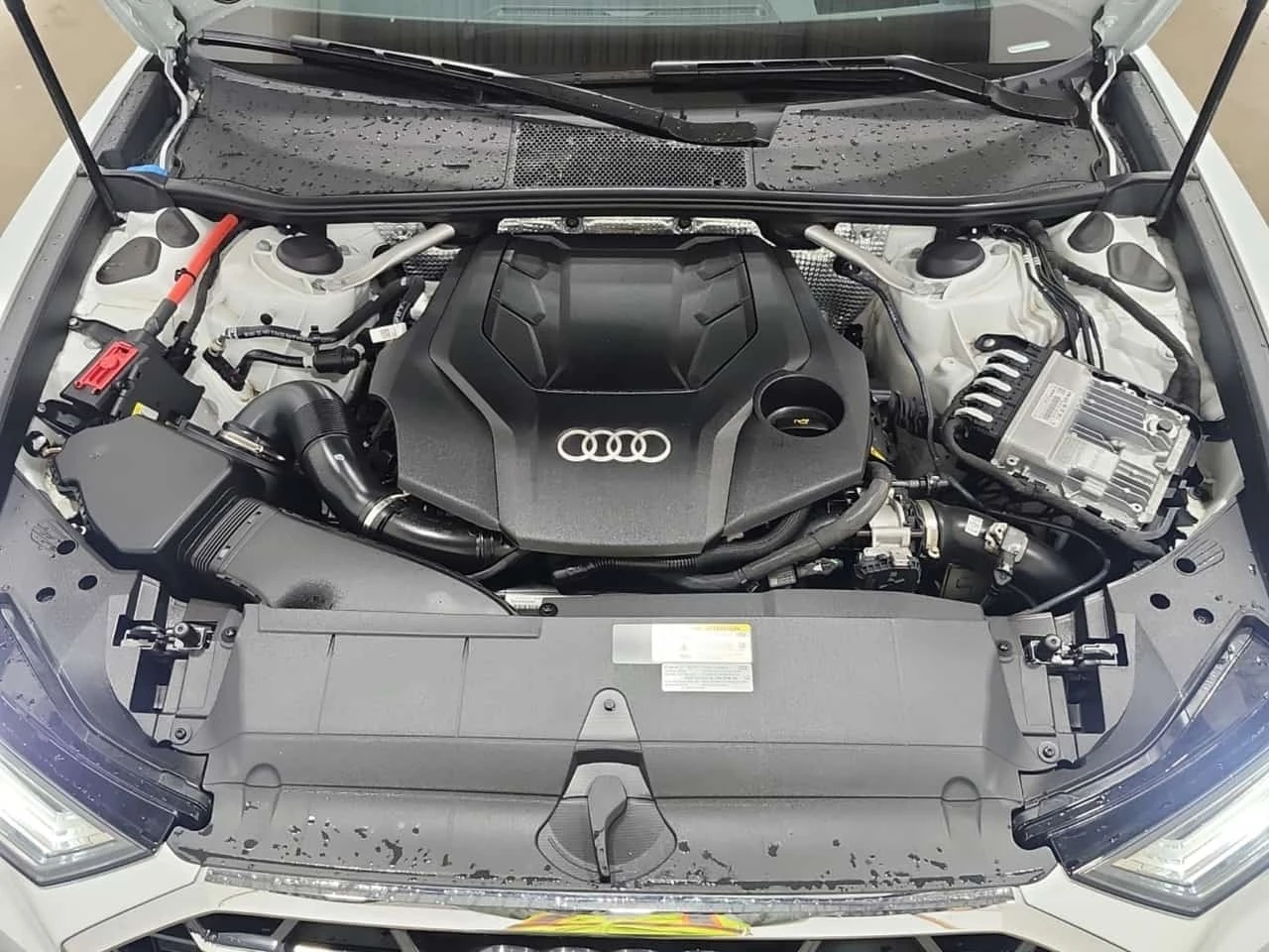 Audi A6 55TFSI * S-Line * Technik * CARFAX * 8k km! * , снимка 15 - Автомобили и джипове - 56700569