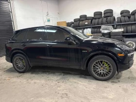 Porsche Cayenne * S E Hybrid * PANO* KEYLESS* ПОДГРЕВ* , снимка 3