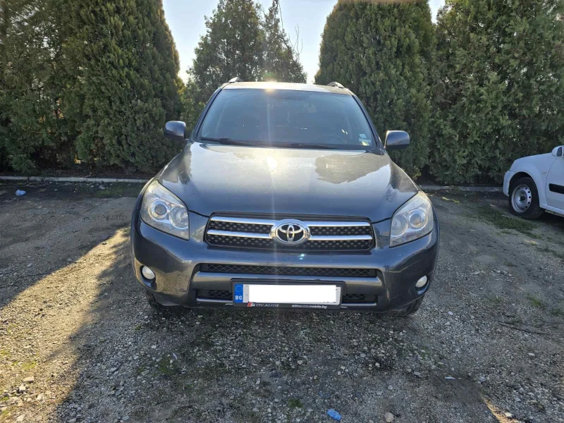 Toyota Rav4, снимка 4 - Автомобили и джипове - 48499429