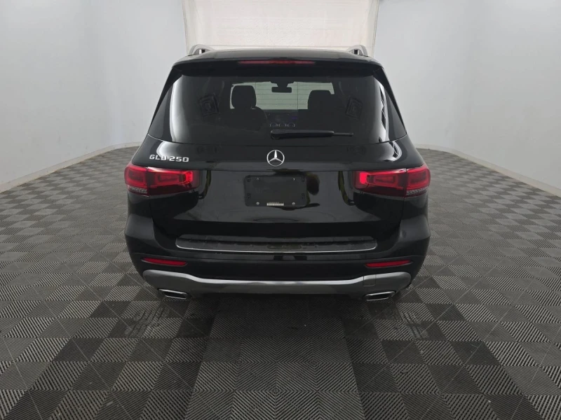 Mercedes-Benz GLB  Ambient light* Камера* Пано* Подгрев, снимка 5 - Автомобили и джипове - 52317585
