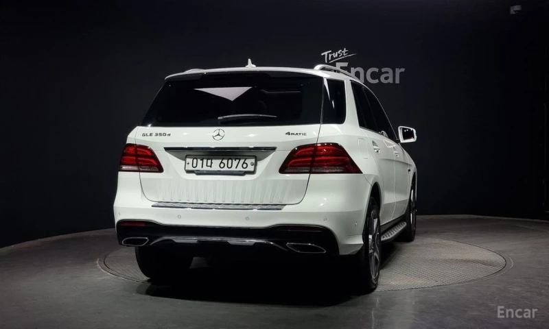 Mercedes-Benz GLE 350, снимка 4 - Автомобили и джипове - 52923899