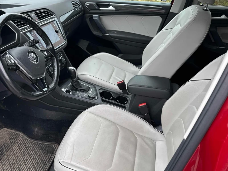 VW Tiguan * Highline * CARFAX * БЕЗ ПЪРВОНАЧАЛНА ВНОСКА, снимка 5 - Автомобили и джипове - 52957691