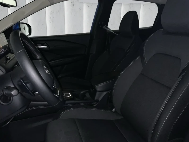 Nissan Qashqai, снимка 10 - Автомобили и джипове - 53336243