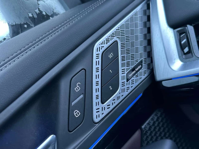 BMW X1 xDrive28i/CARFAX/HARMAN KARDON/360, снимка 10 - Автомобили и джипове - 53577313