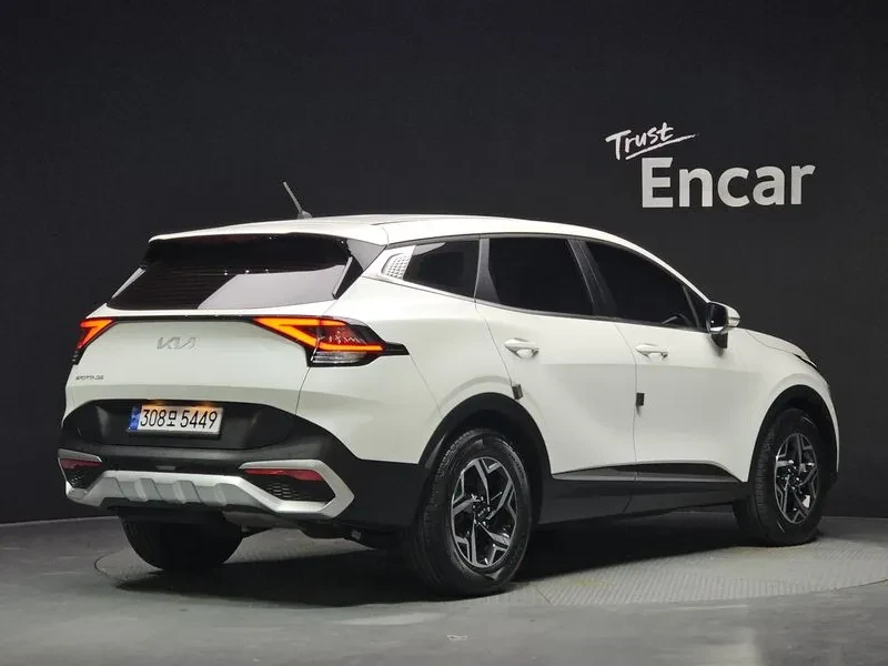 Kia Sportage DIESEL 2.0 2WD TRENDY, снимка 2 - Автомобили и джипове - 54737881