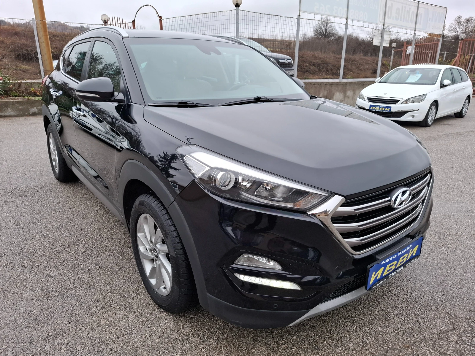 Hyundai Tucson 1.7 CRDI AVTOMAT - изображение 2