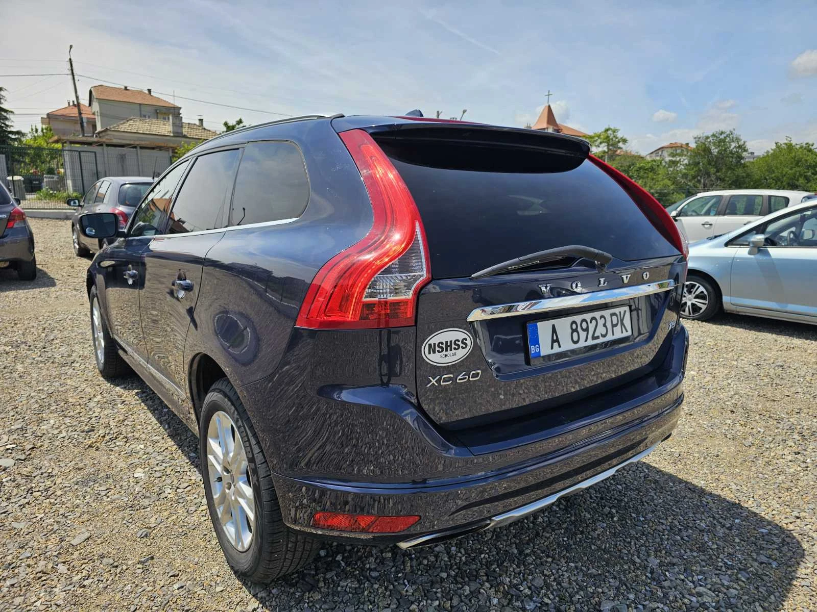 Volvo XC60 2.0 L4 T5 Premier +  - изображение 4