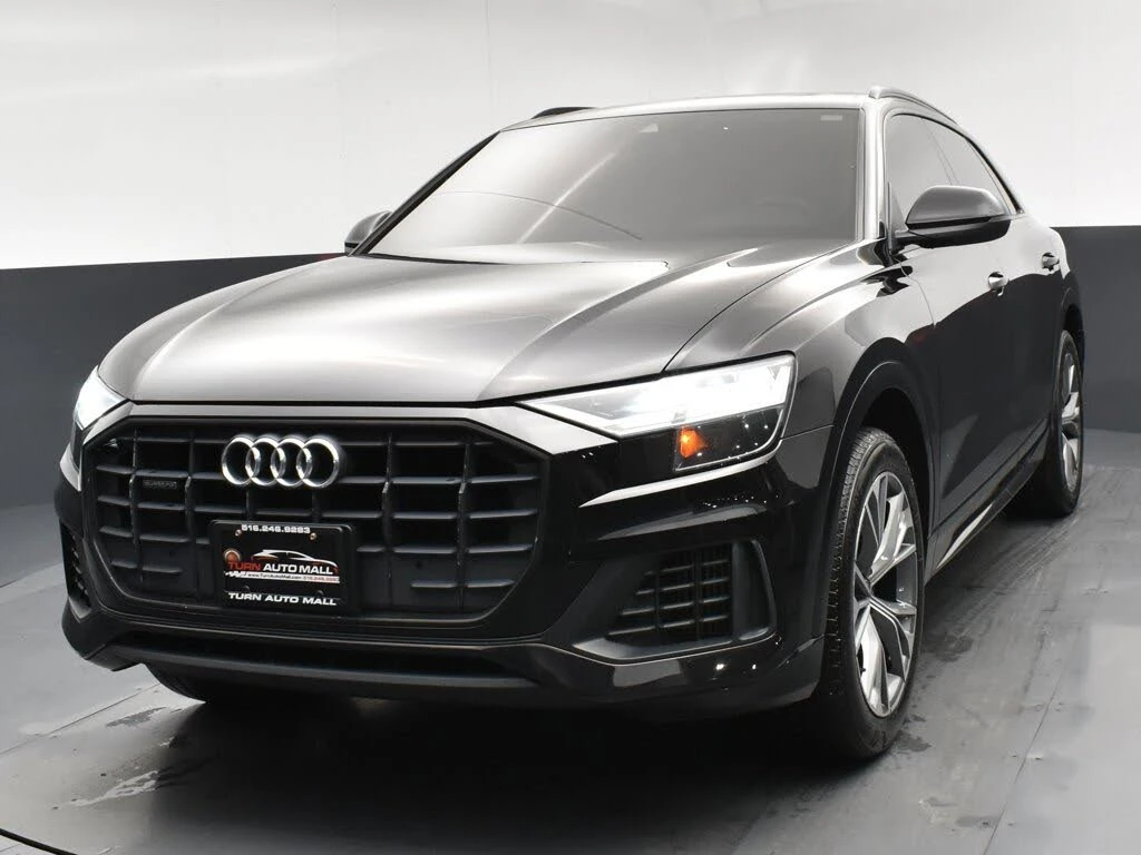 Audi Q8 55TFSI* PREMIUM* ДИГ.ТАБЛО* КАМЕРА* ПОДГРЕВ - изображение 2