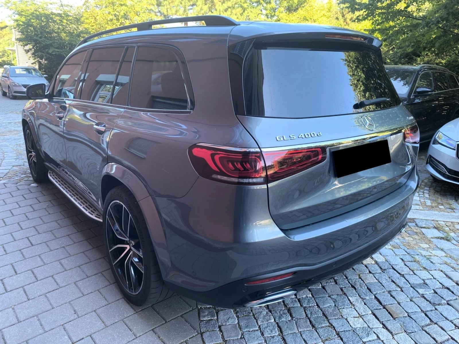 Mercedes-Benz GLS 400d 4Matic AMG Line - изображение 3