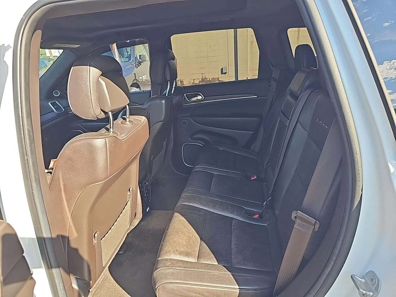 Jeep Grand cherokee SUMMIT / DISTRONIC / ОБДУХВАНЕ / ПАНОРАМА          - изображение 9