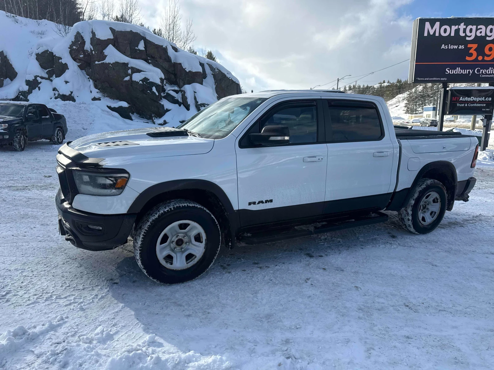 Dodge RAM 1500 * Rebel * CARFAX * БЕЗ ПЪРВОНАЧАЛНА ВНОСКА - изображение 3