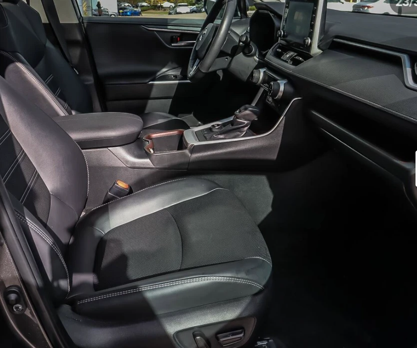 Toyota Rav4 2.5 LIMITED, снимка 9 - Автомобили и джипове - 53758833