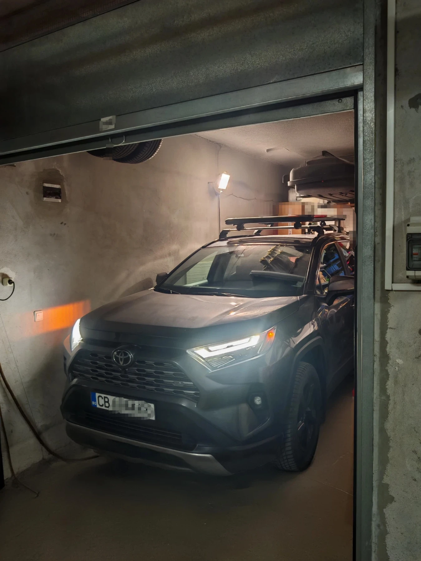 Toyota Rav4 2.5 LIMITED, снимка 15 - Автомобили и джипове - 53758833