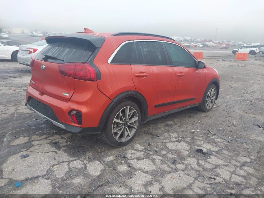 Kia Niro 1.6l Touring Special Edition, снимка 4 - Автомобили и джипове - 54093847