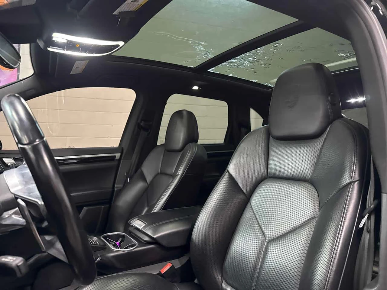 Porsche Cayenne * S E Hybrid * PANO* KEYLESS* ПОДГРЕВ* , снимка 10 - Автомобили и джипове - 54111784