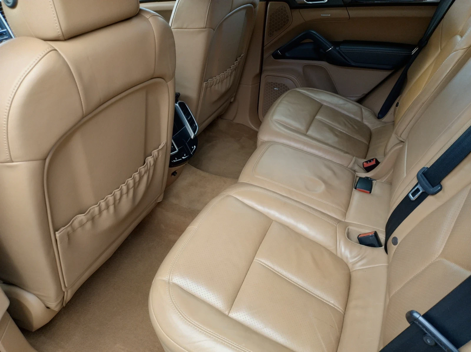 Porsche Cayenne 4.8 V8 Bi-turbo full, снимка 13 - Автомобили и джипове - 54391579