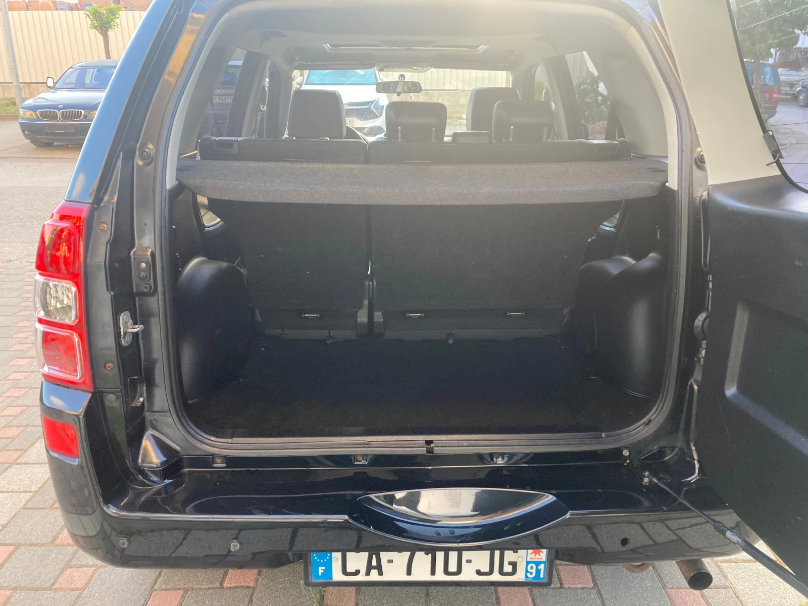Suzuki Grand vitara LIMITED, снимка 14 - Автомобили и джипове - 54722884
