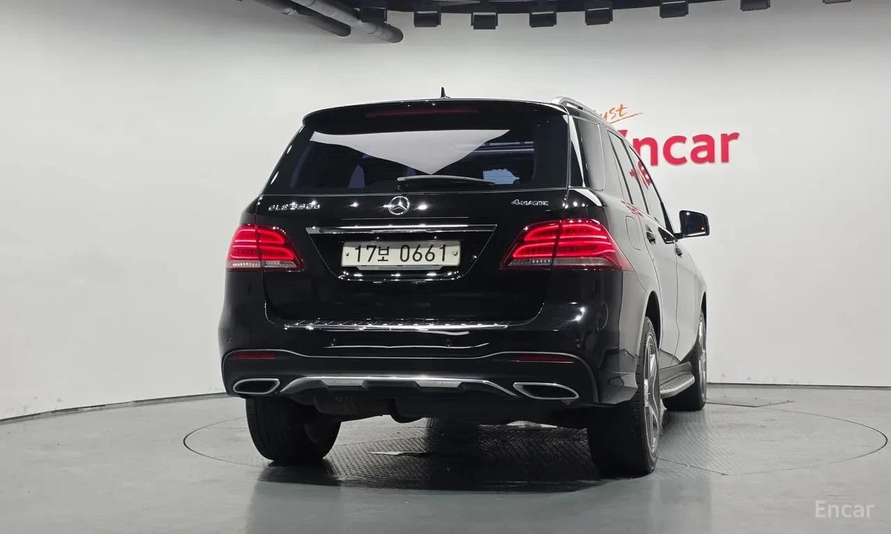 Mercedes-Benz GLE 350 4MATIC * КРАЙНА ЦЕНА ДО БЪЛГАРИЯ, снимка 4 - Автомобили и джипове - 55843066