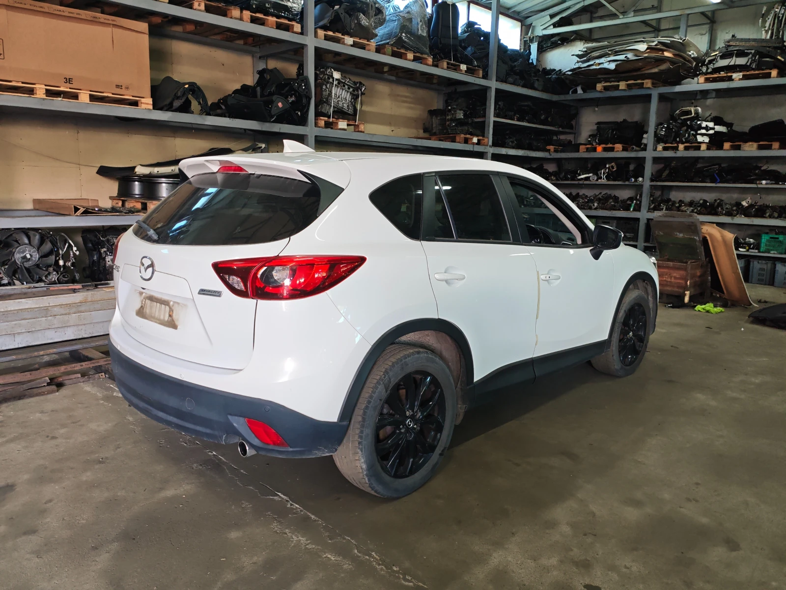 Mazda CX-5 2.2d Skyactive, снимка 3 - Автомобили и джипове - 56182034