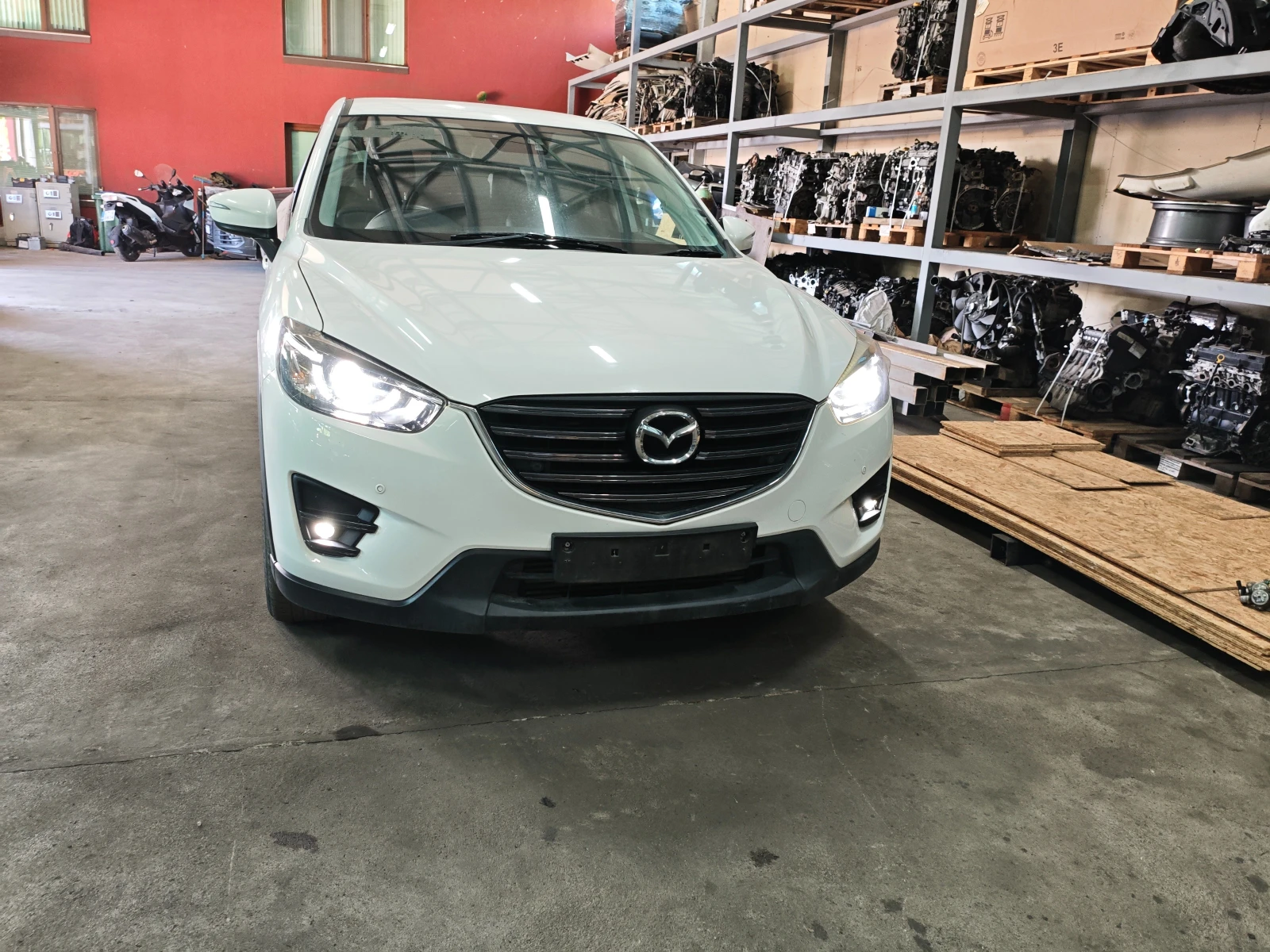 Mazda CX-5 2.2d Skyactive, снимка 11 - Автомобили и джипове - 56182034