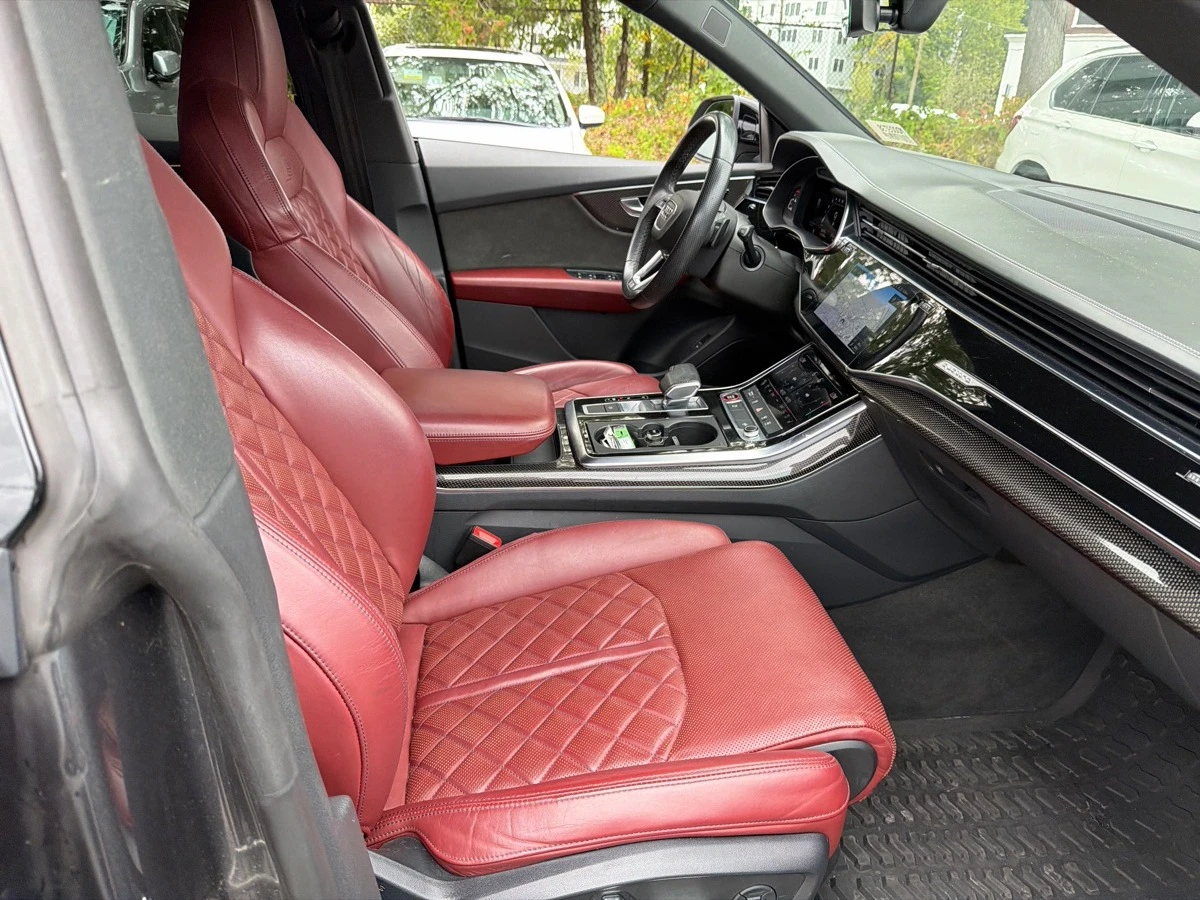 Audi SQ8 4.0 TFSI V8 Premium Plus, снимка 9 - Автомобили и джипове - 56331624