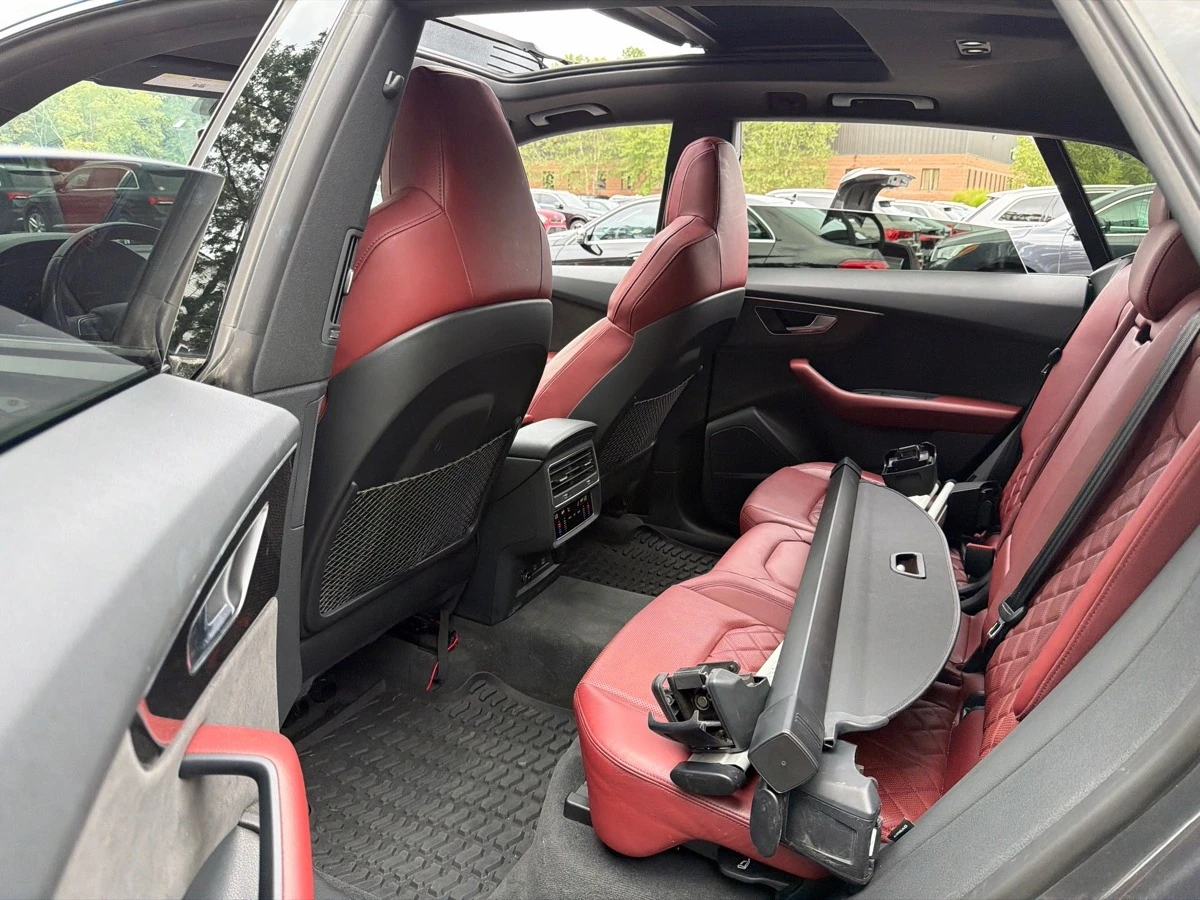 Audi SQ8 4.0 TFSI V8 Premium Plus, снимка 10 - Автомобили и джипове - 56331624