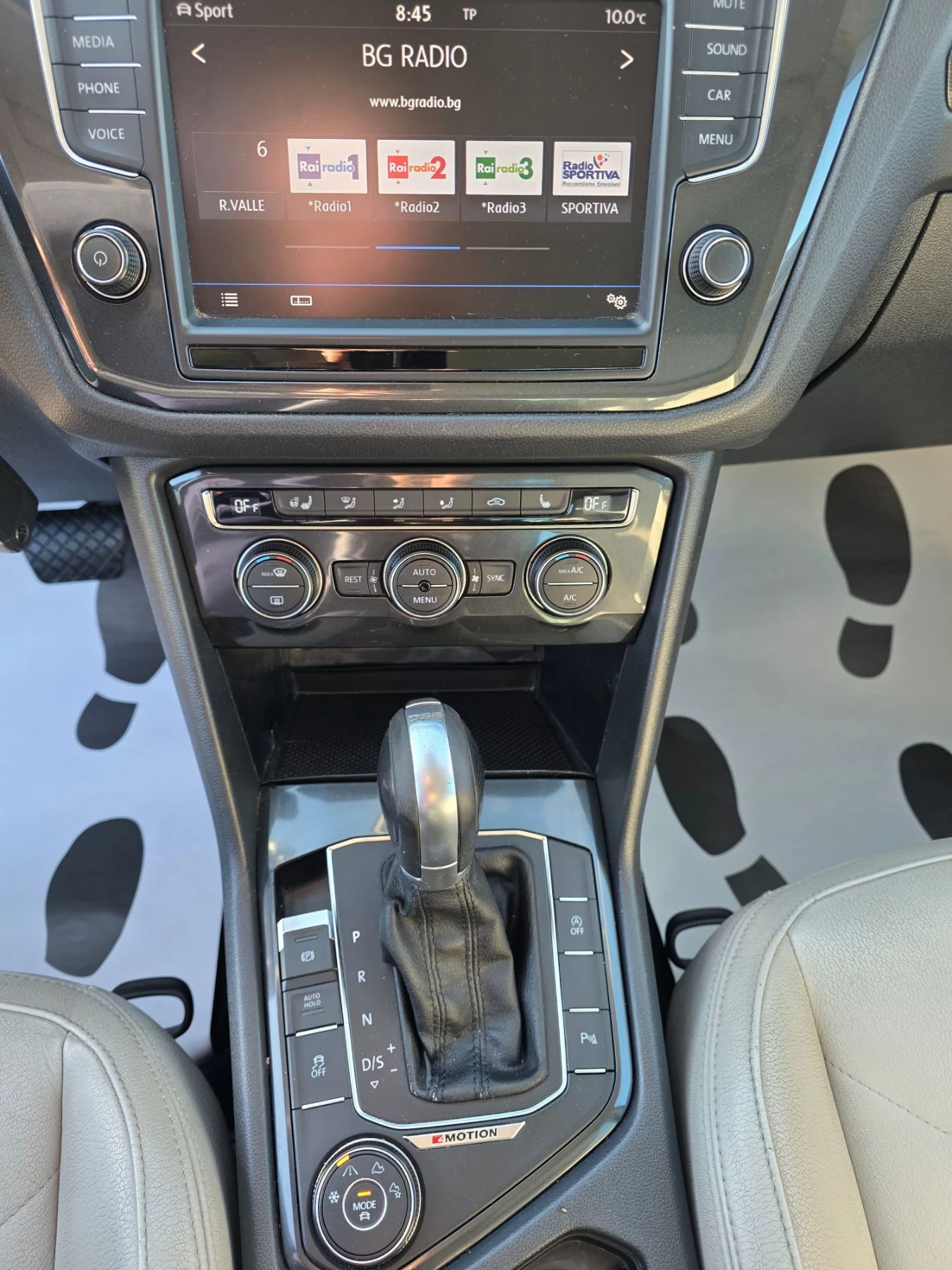 VW Tiguan 2.0TDi 4x4 OFFROAD Лизинг, снимка 13 - Автомобили и джипове - 56369354