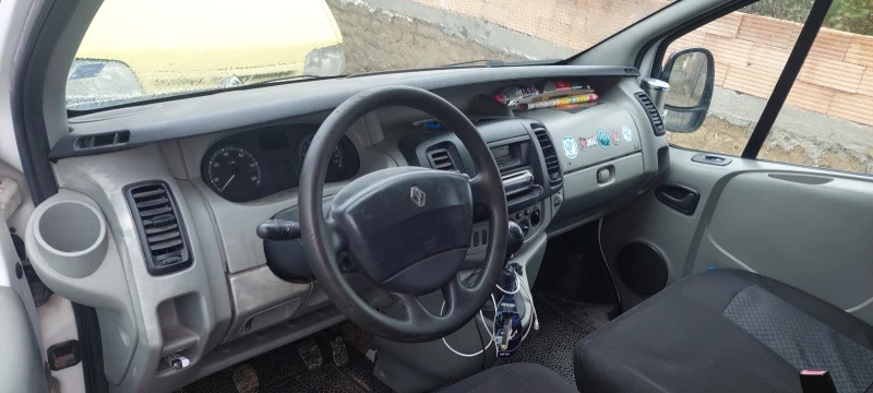 Renault Trafic 2.0, снимка 3 - Бусове и автобуси - 47924461