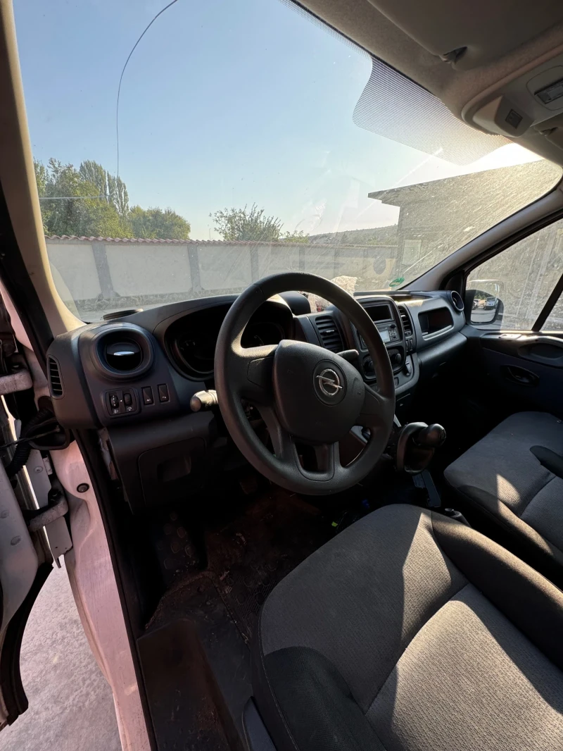 Renault Trafic 1.6dciR9M 120hp MAXI, снимка 9 - Бусове и автобуси - 47593985