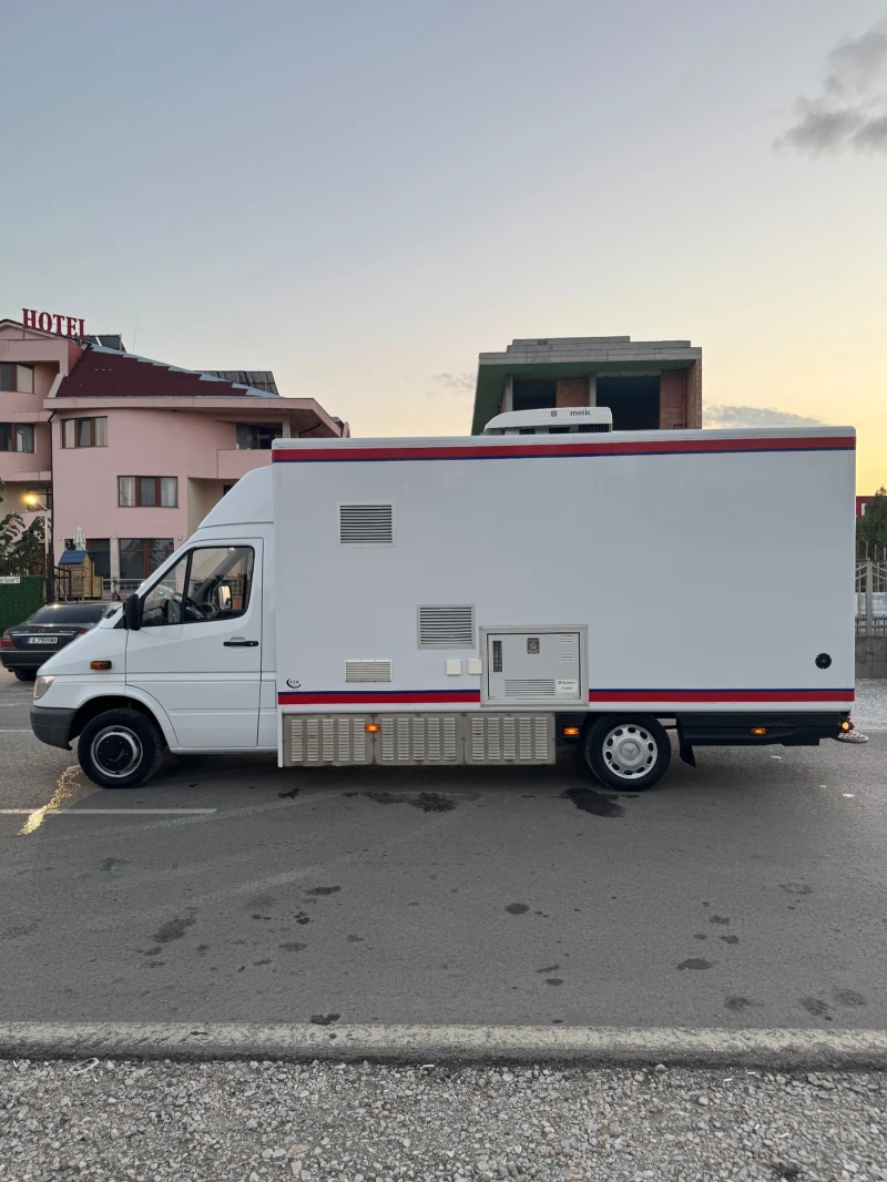 Mercedes-Benz Sprinter 413 2.2 cdi 138000km, снимка 5 - Бусове и автобуси - 52327641
