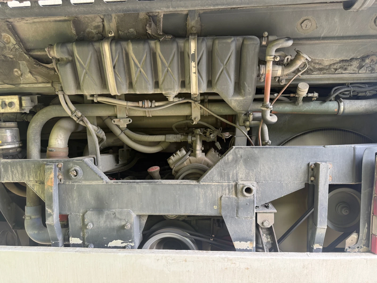 Vanhool Acron, снимка 7 - Бусове и автобуси - 54581390