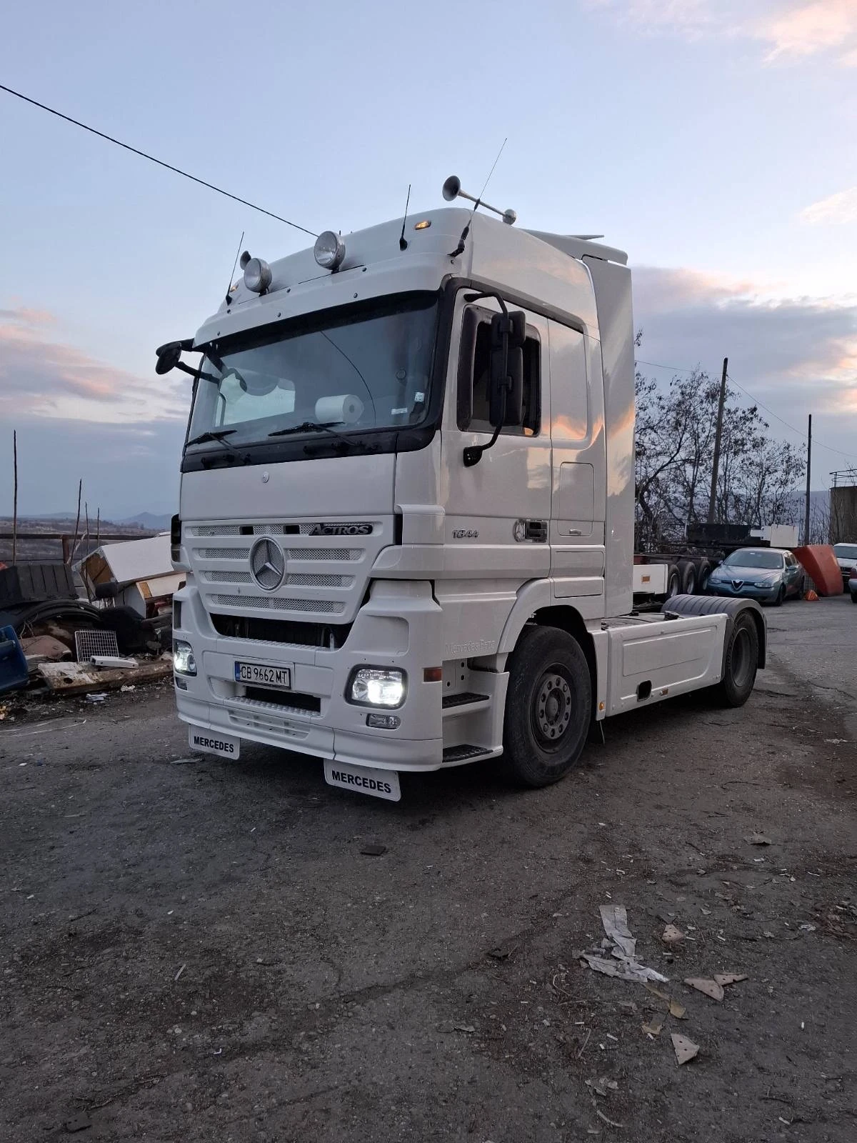 Mercedes-Benz 1844  - изображение 4