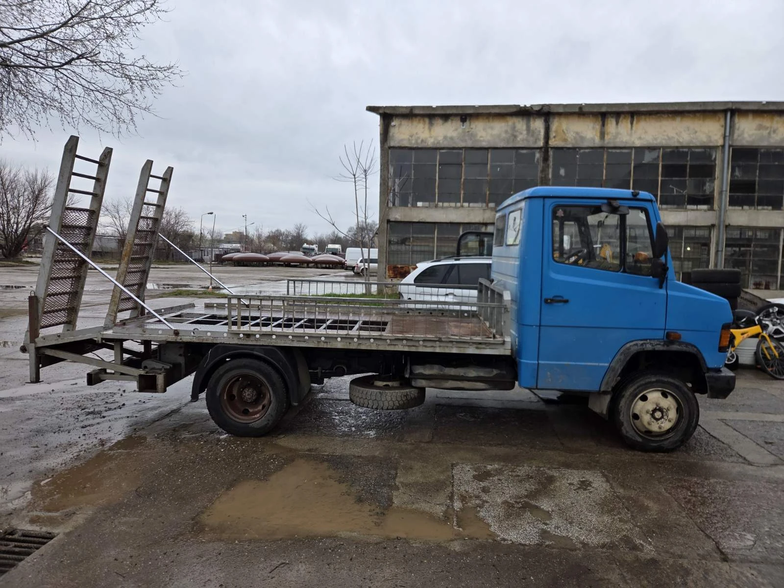 Mercedes-Benz 811, снимка 11 - Камиони - 53955071