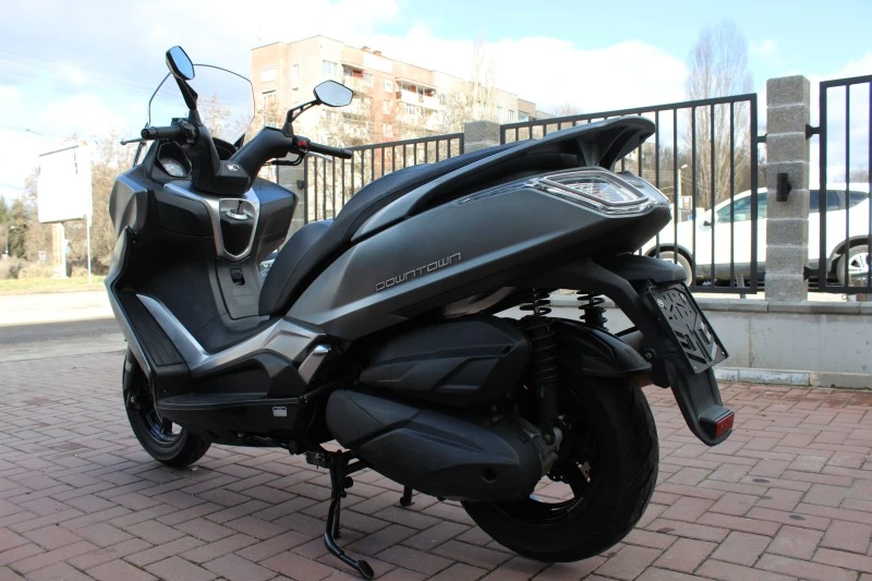 Kymco Downtown 350ie, ABS, TCS, 2020г, снимка 8 - Мотоциклети и мототехника - 39550247