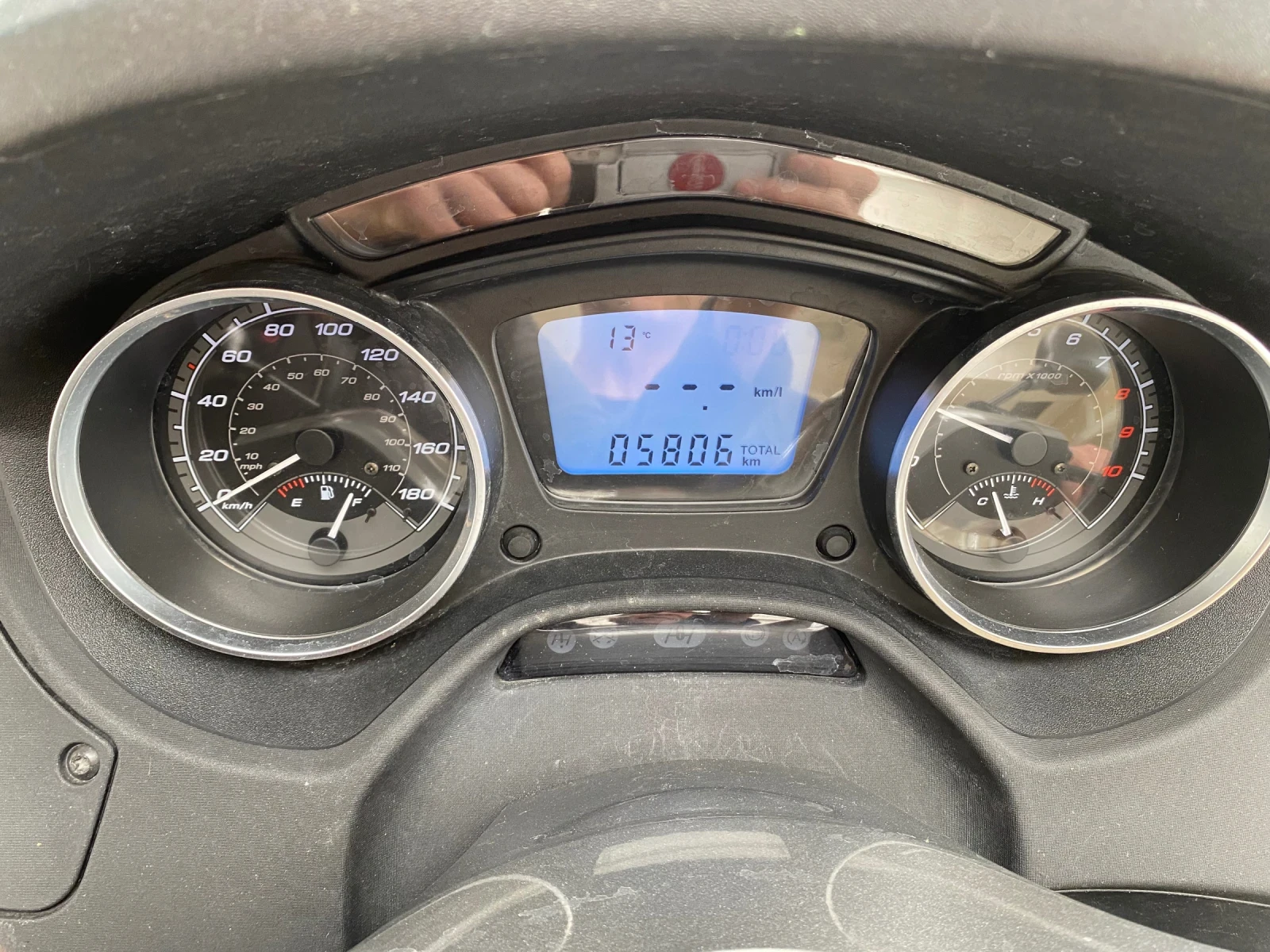 Piaggio Mp3 300 I, снимка 6 - Мотоциклети и мототехника - 54995893