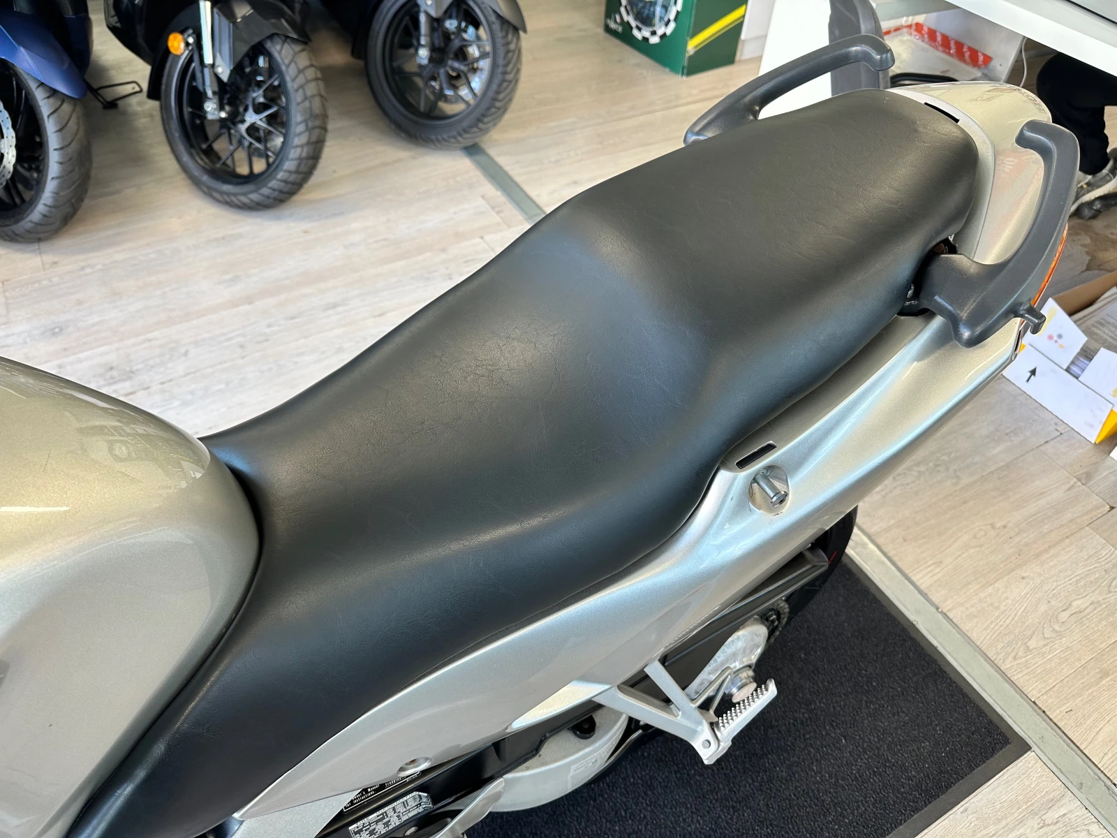 Honda Vfr 800, снимка 4 - Мотоциклети и мототехника - 56562672
