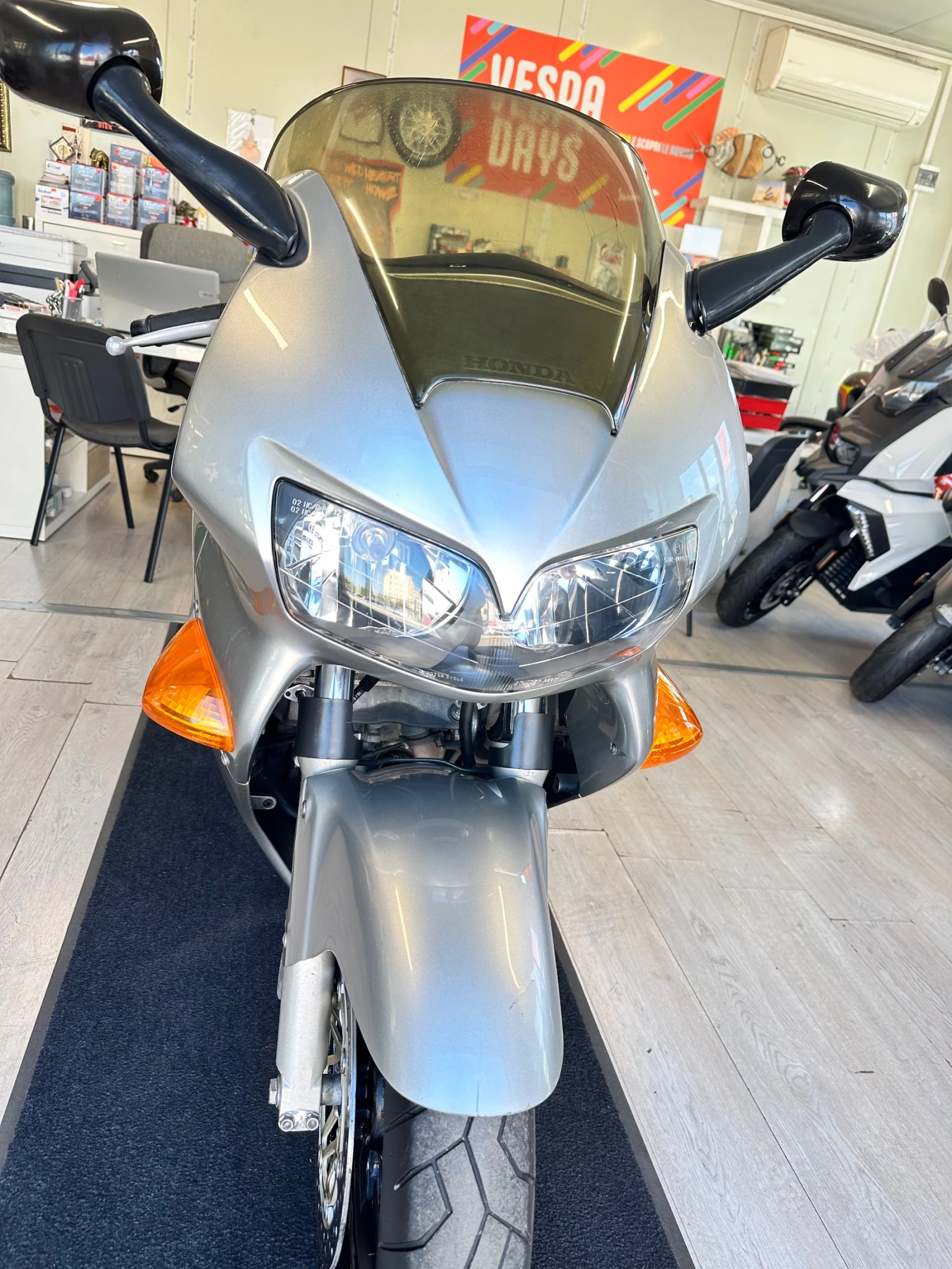 Honda Vfr 800