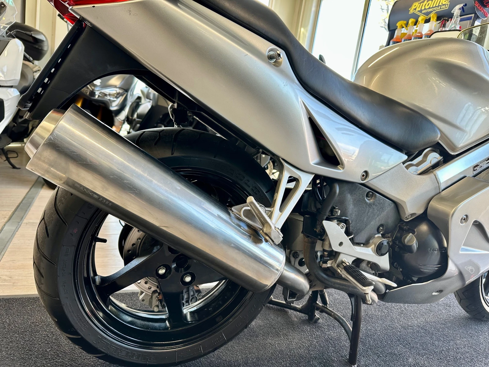 Honda Vfr 800, снимка 13 - Мотоциклети и мототехника - 56562672