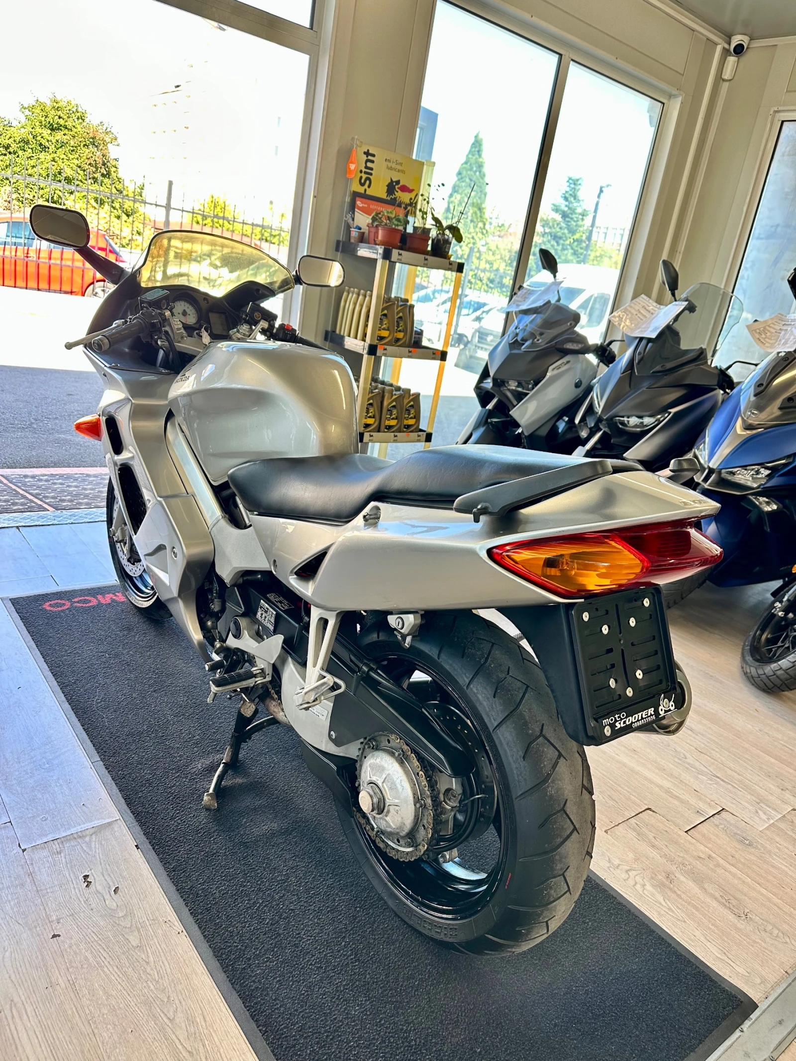 Honda Vfr 800, снимка 9 - Мотоциклети и мототехника - 56562672