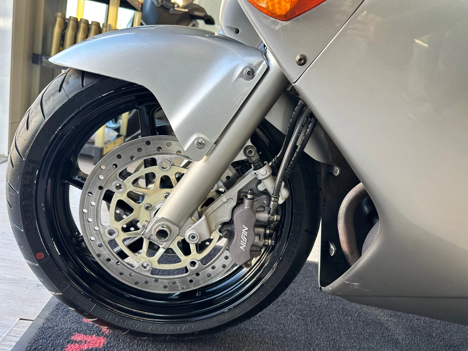 Honda Vfr 800, снимка 10 - Мотоциклети и мототехника - 56562672
