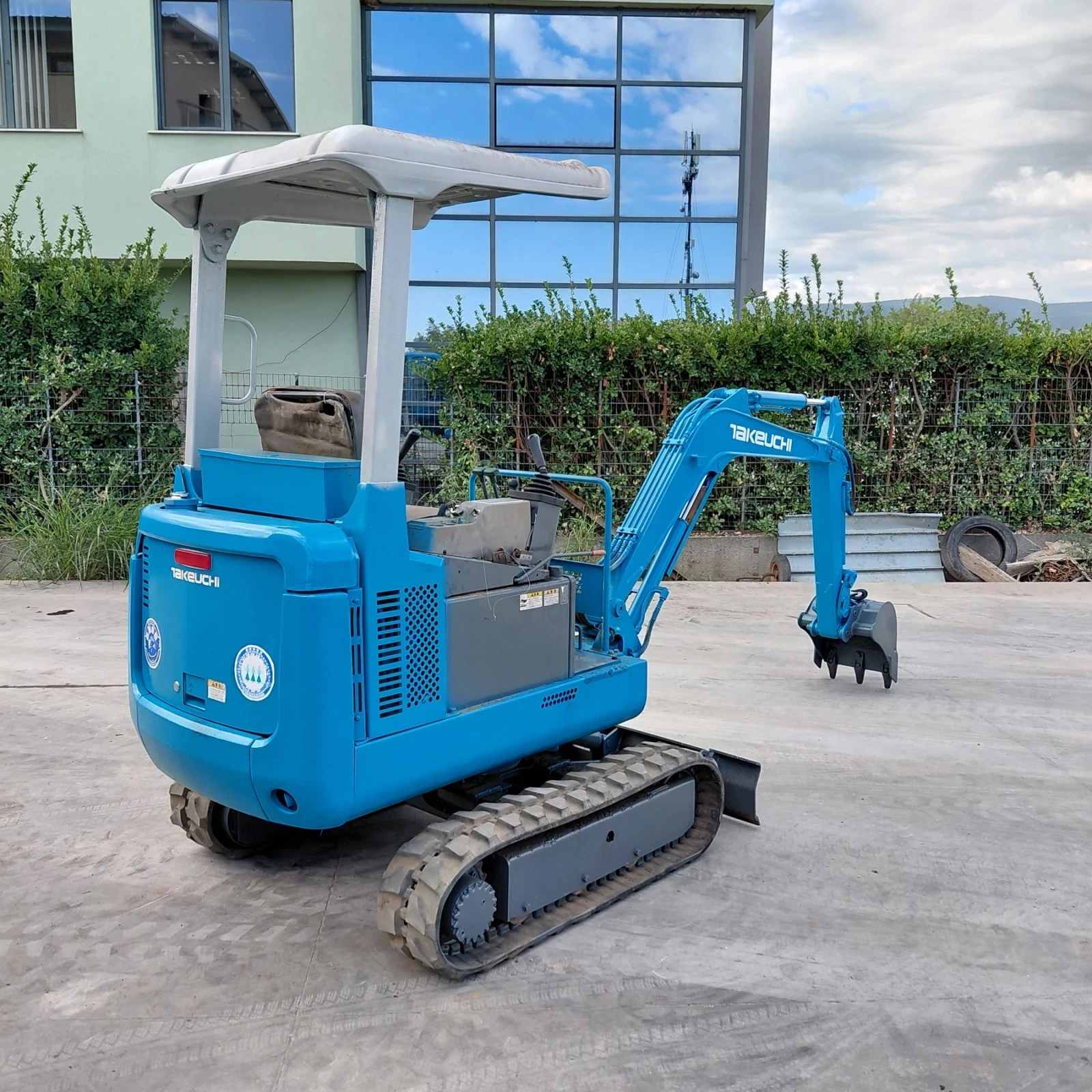 ����� Takeuchi TB015 * �������� * ���������� ������ *  | Mobile.bg � ����������� 5