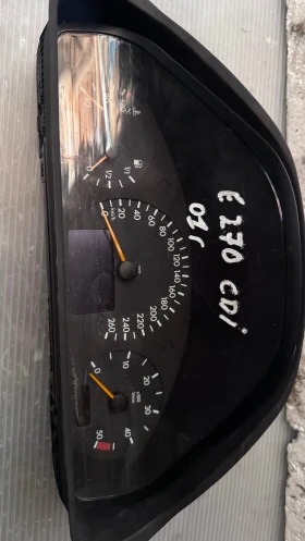       Mercedes E270 - 87001357 / 88311281