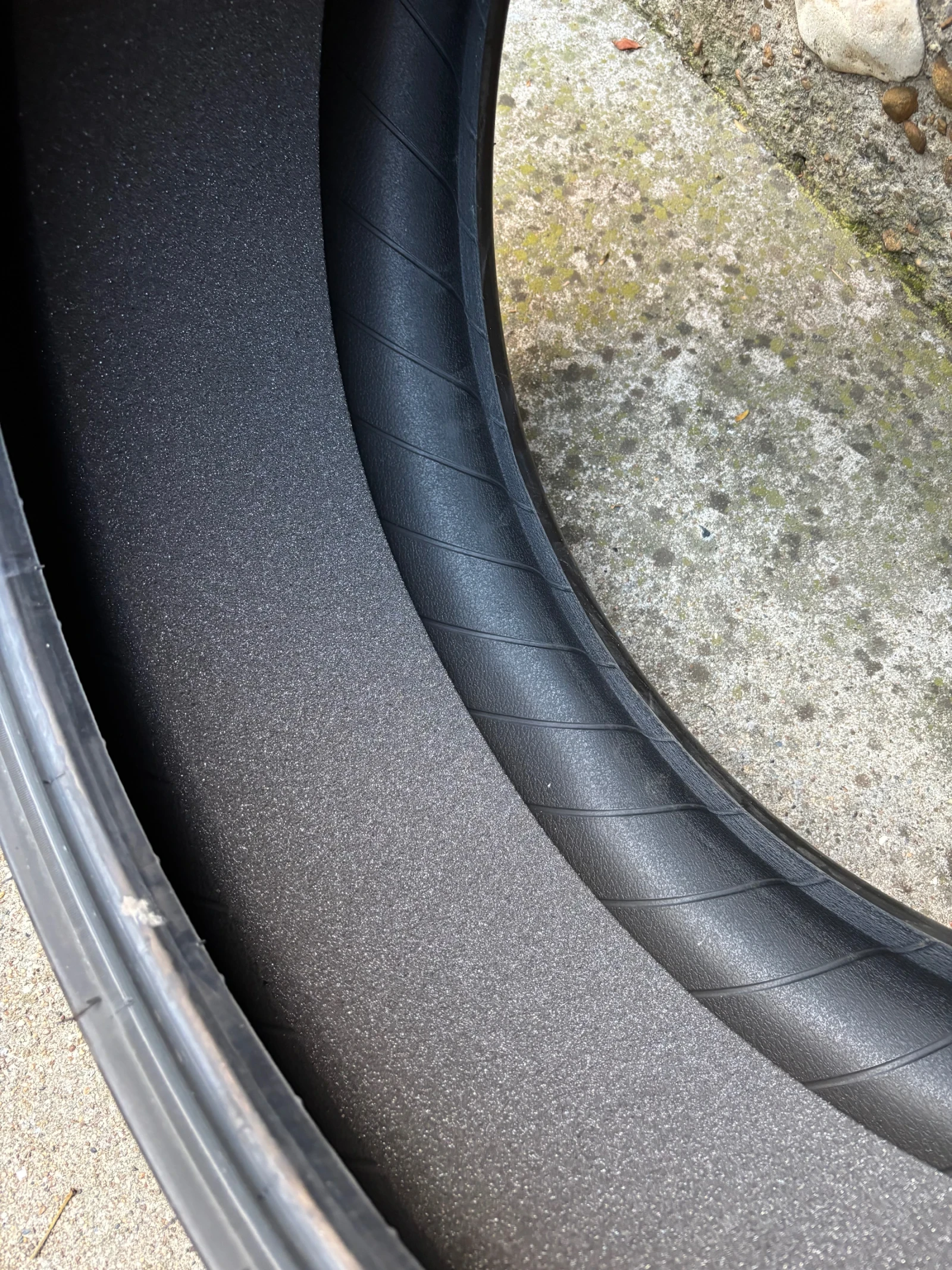 Гуми Летни 255/40R20, снимка 5 - Гуми и джанти - 54178187