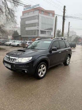 Subaru Forester 2.0* 150* ОБСЛУЖЕНА, снимка 2