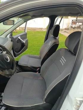 Dacia Logan, снимка 10