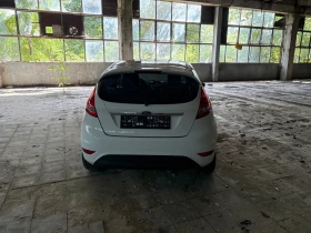 Обява за продажба на Ford Fiesta Titanium 1.4i ~10 500 лв. - изображение 4