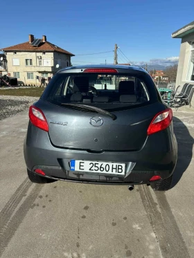 Mazda 2, снимка 1